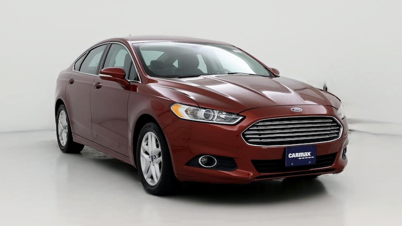 2014 Ford Fusion SE Hero Image