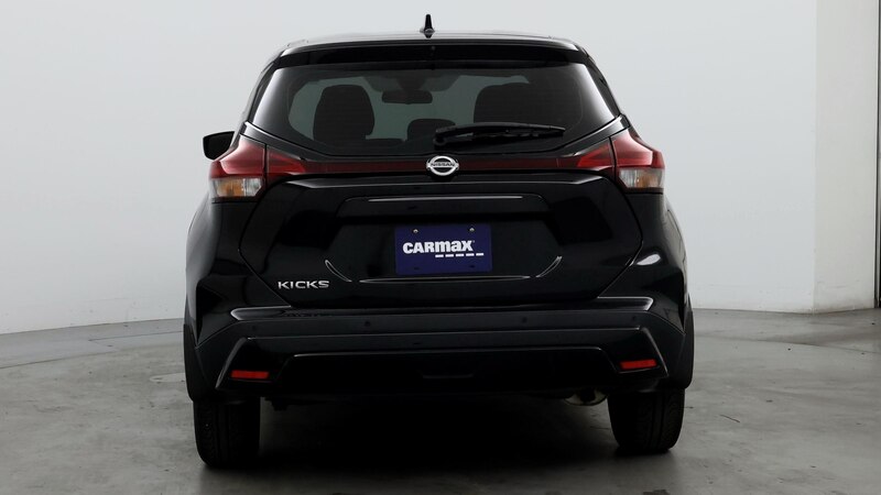 2021 Nissan Kicks S 6