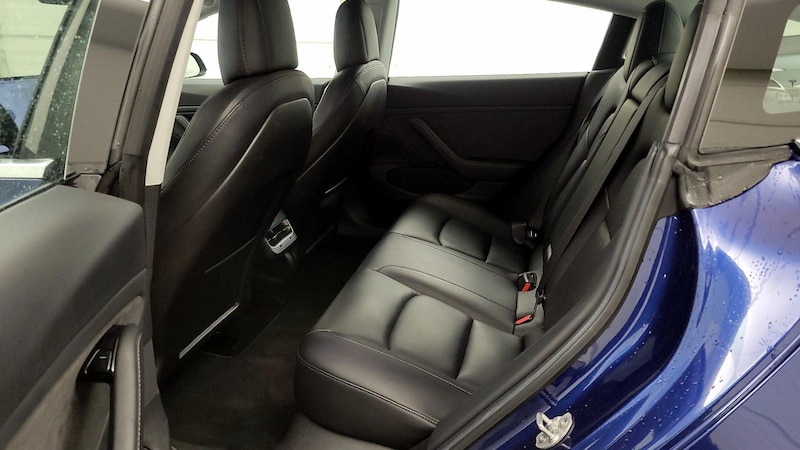 2018 Tesla Model 3 Long Range 17