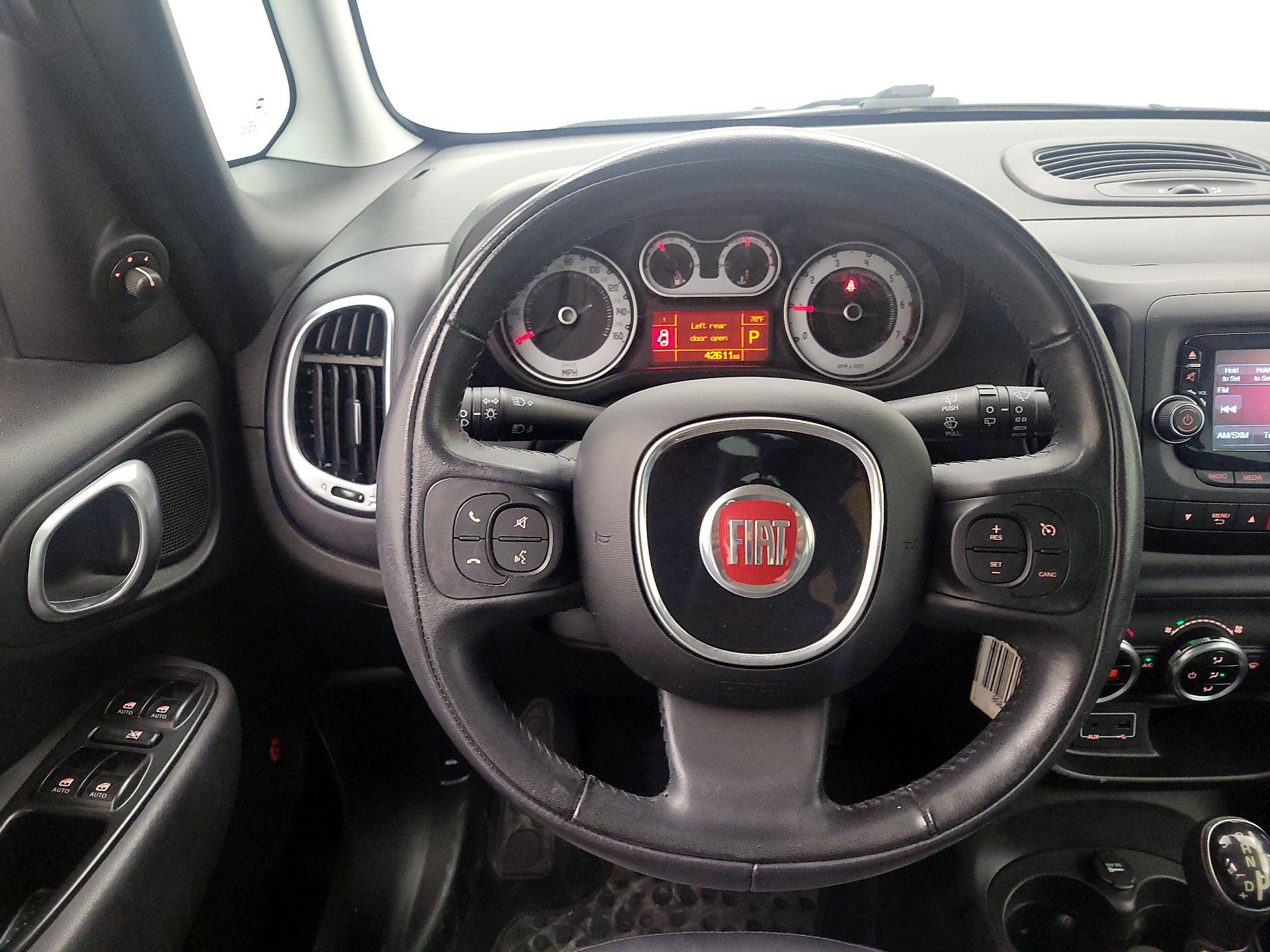 Thumbnail: 2016 Fiat 500L - 10