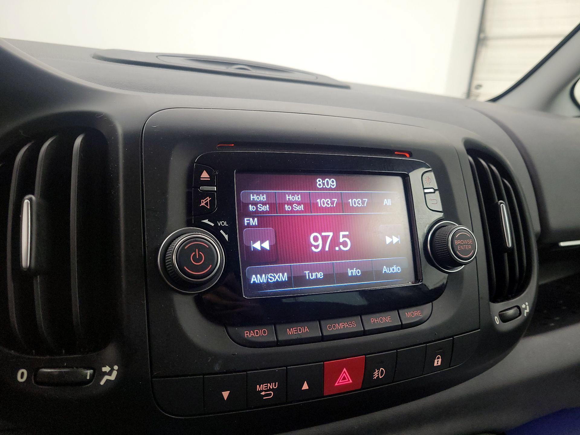 Thumbnail: 2016 Fiat 500L - 13