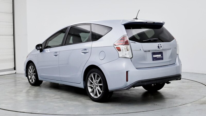 2015 Toyota Prius v Five 2