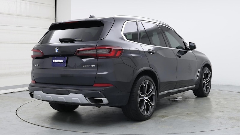 2022 BMW X5 xDrive40i 8