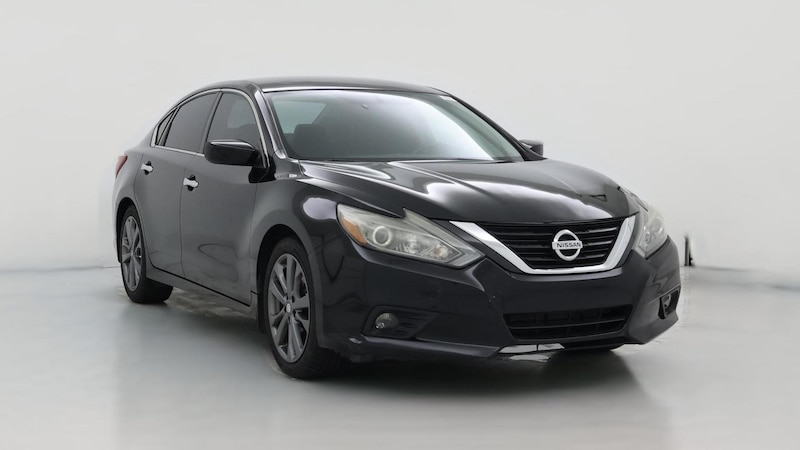 2018 Nissan Altima SR Hero Image