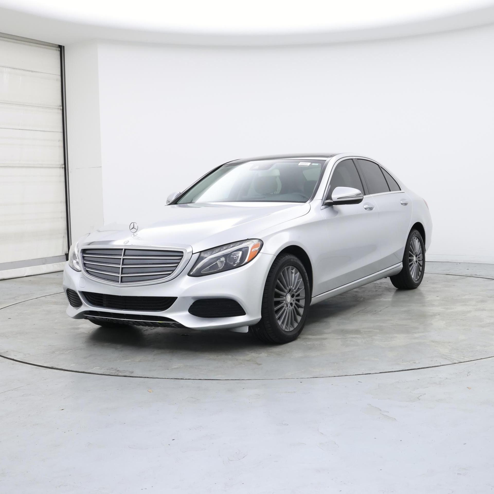 Thumbnail: 2016 Mercedes-Benz C-Class - 4