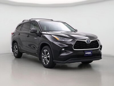 Black 2021 Toyota Highlander Hybrid XLE