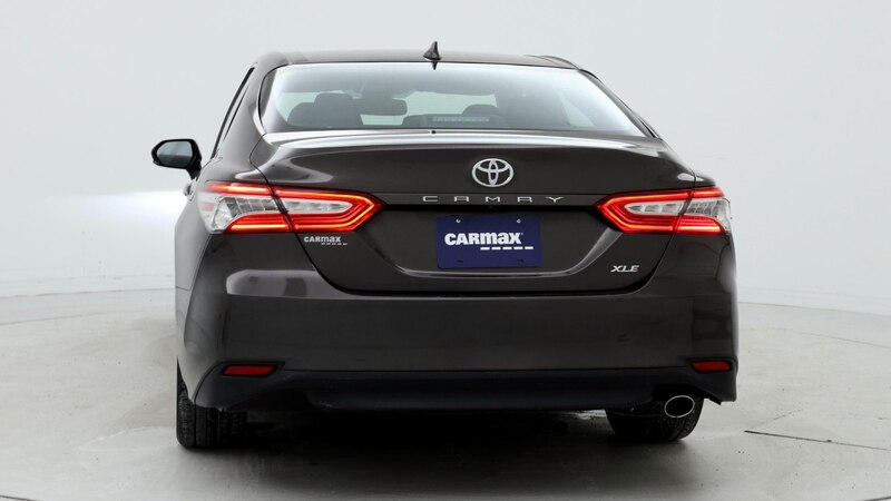 2019 Toyota Camry XLE 6