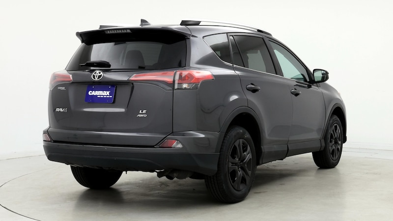 2016 Toyota RAV4 LE 8