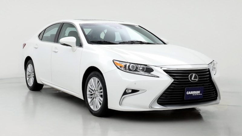 2017 Lexus ES 350 Hero Image