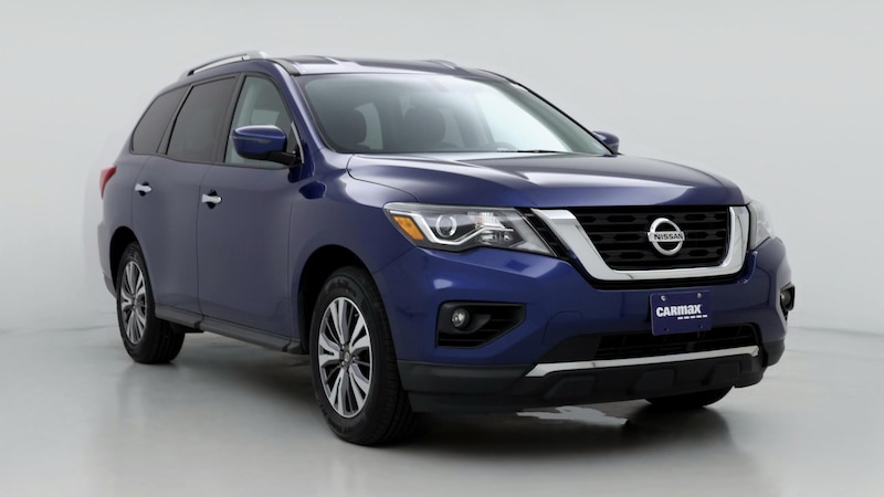 2017 Nissan Pathfinder SV Hero Image