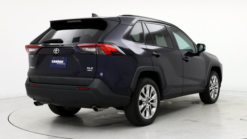 2019 Toyota RAV4 XLE Premium 8