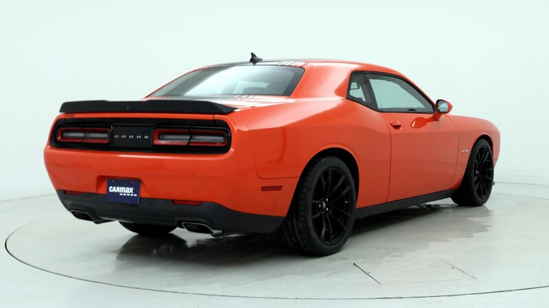 2020 Dodge Challenger R/T 8