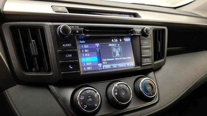 2018 Toyota RAV4 LE 15