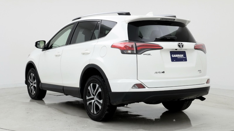 2018 Toyota RAV4 LE 2