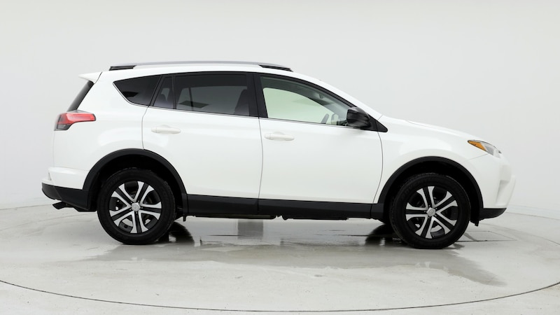 2018 Toyota RAV4 LE 7