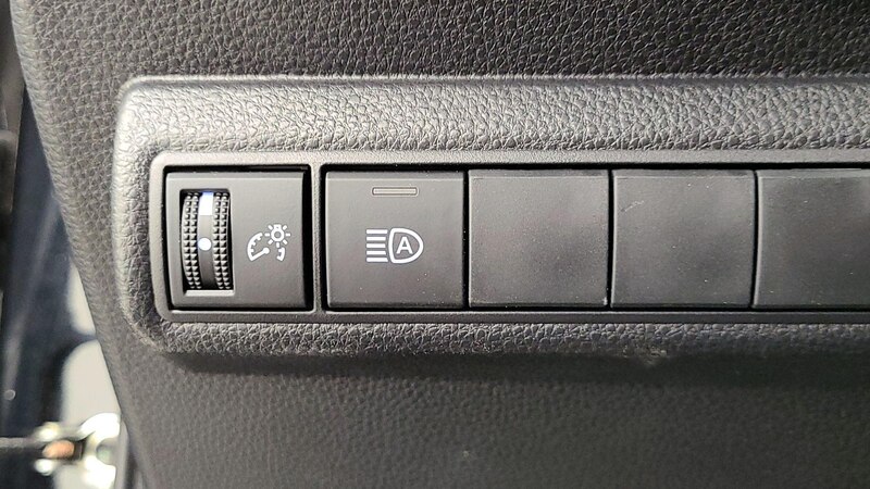 2022 Toyota Corolla XSE 13