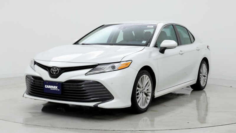 2018 Toyota Camry XLE 4