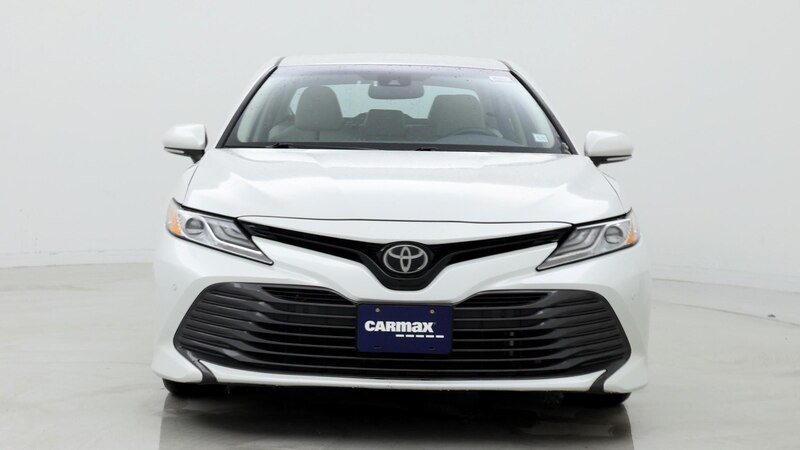 2018 Toyota Camry XLE 5