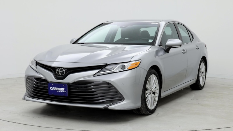 2018 Toyota Camry XLE 4