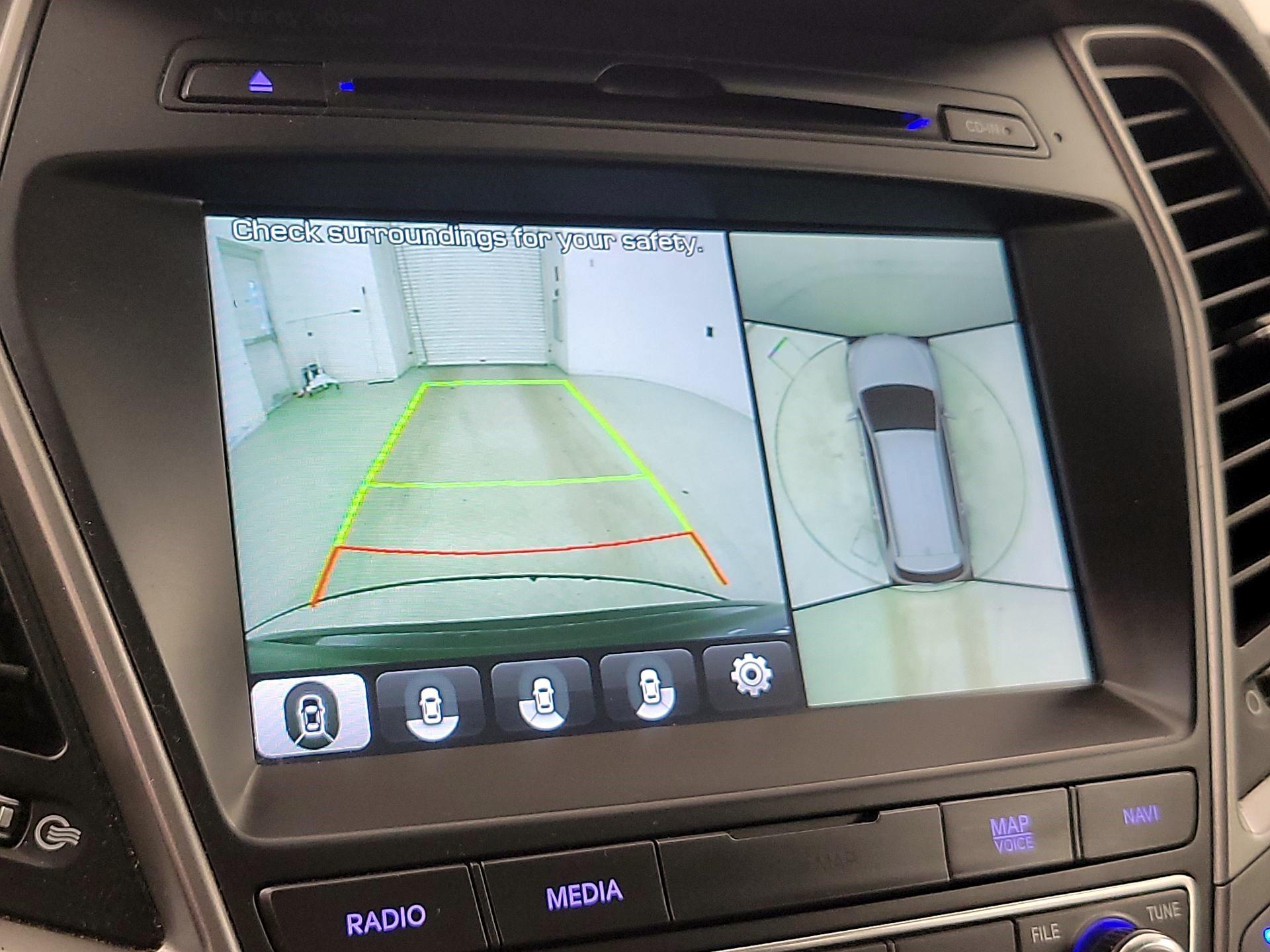 Thumbnail: 2017 Hyundai Santa Fe - 15