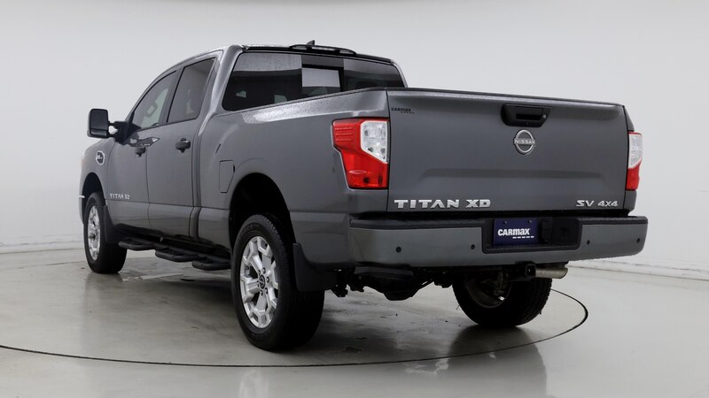 2023 Nissan Titan SV 2