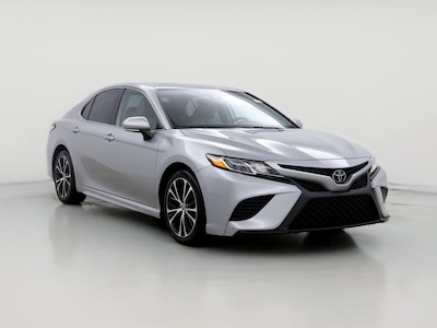 2020 Toyota Camry SE -
                Town Center, GA