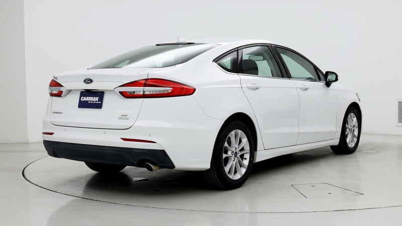 2020 Ford Fusion SE 8