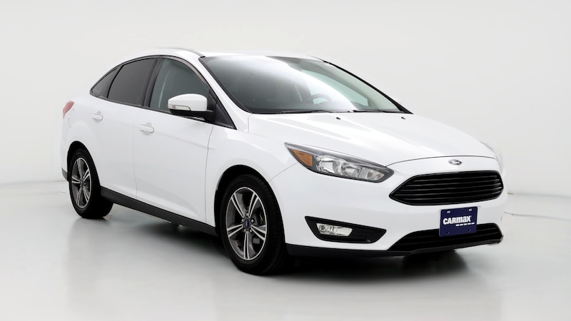 2017 Ford Focus SE Hero Image