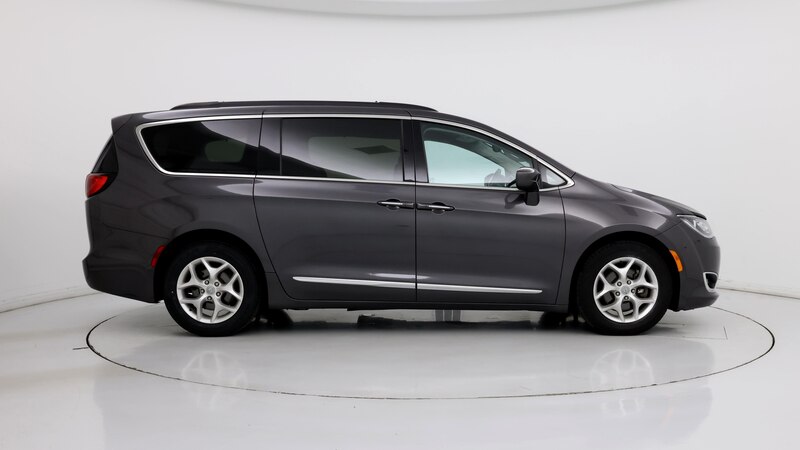 2017 Chrysler Pacifica Touring L 7