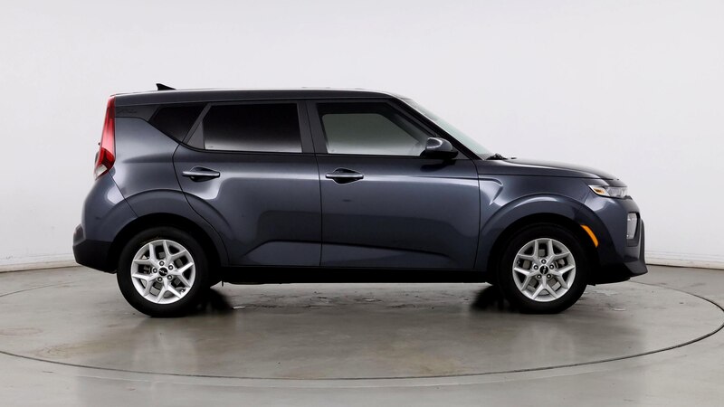 2022 Kia Soul LX 7