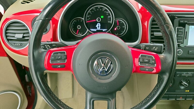 2014 Volkswagen Beetle  10