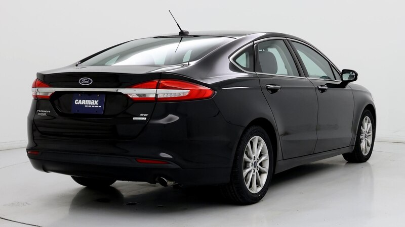 2017 Ford Fusion SE 8