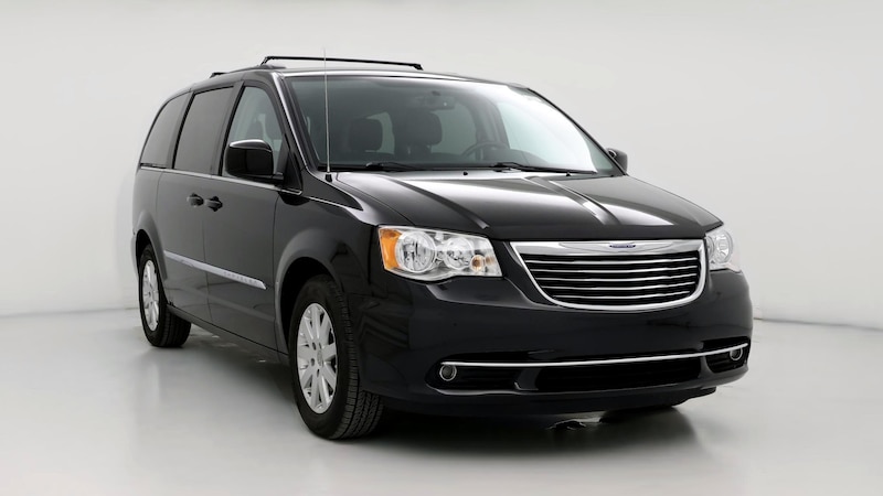 2016 Chrysler Town & Country Touring Hero Image