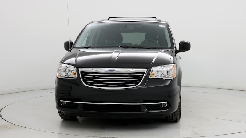 2016 Chrysler Town & Country Touring 5