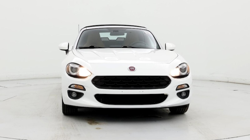 2017 Fiat 124 Spider Lusso 5