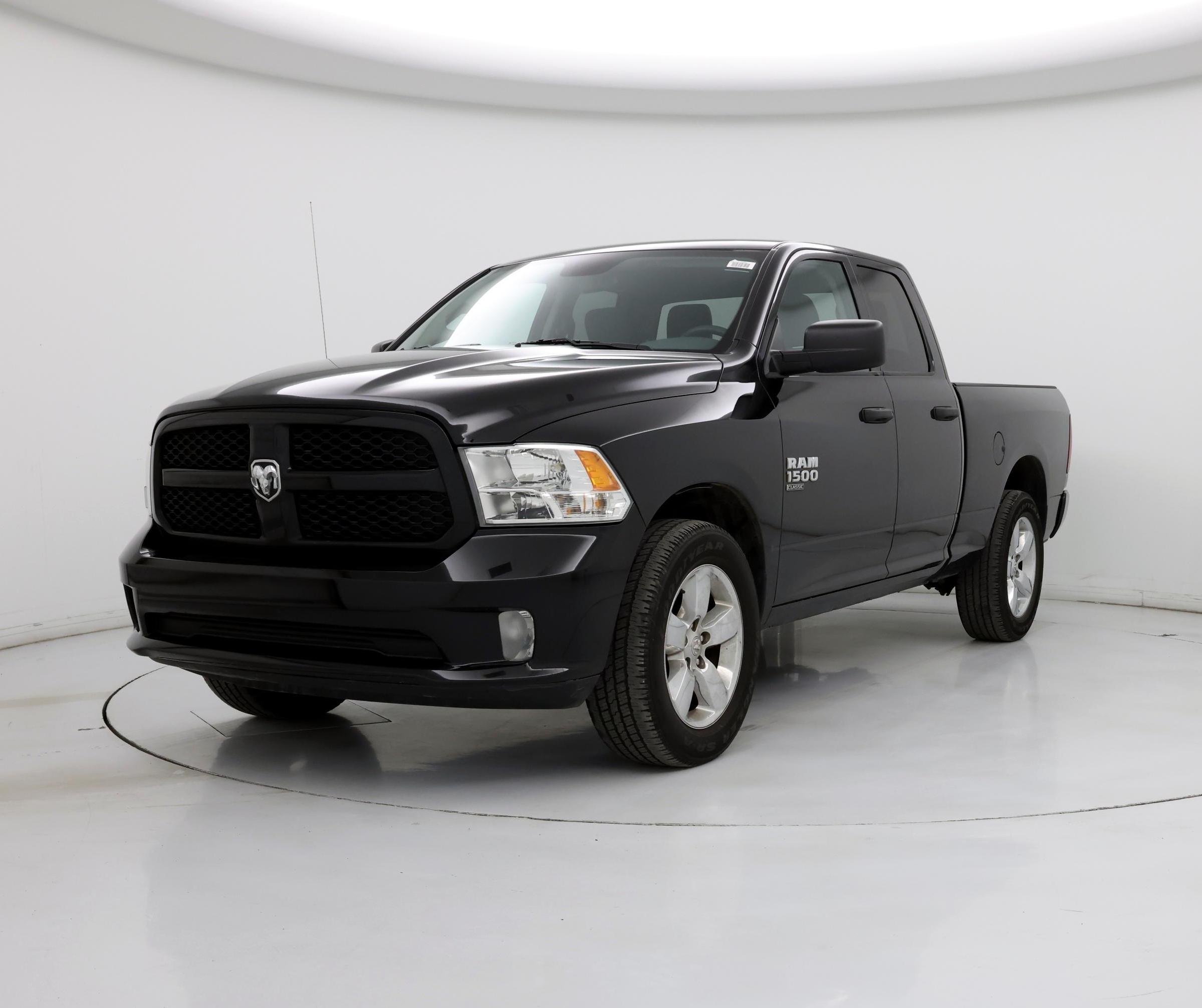 Thumbnail: 2019 RAM 1500 Classic - 4