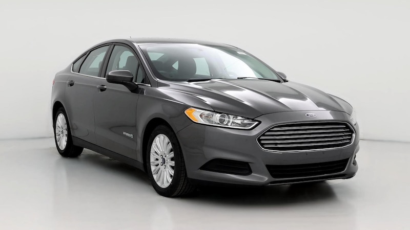 2016 Ford Fusion S Hero Image