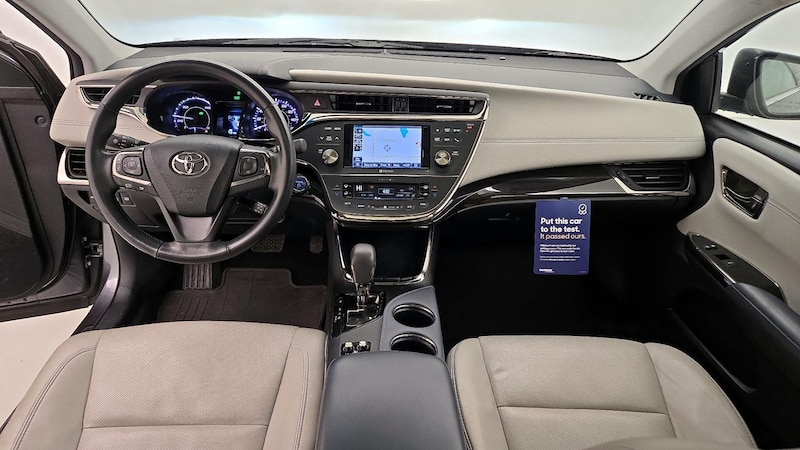 2013 Toyota Avalon Limited 9