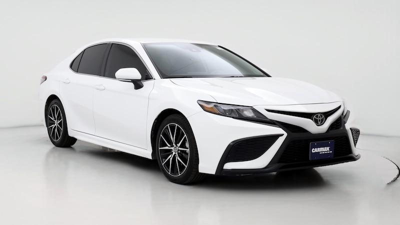 2023 Toyota Camry SE Hero Image