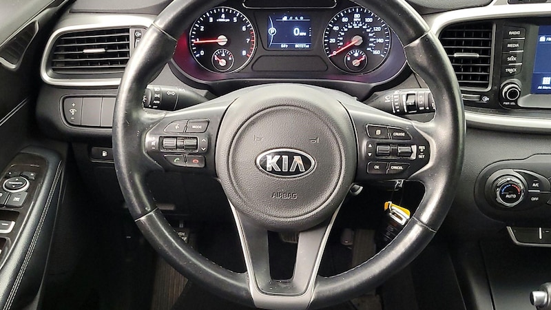 2018 Kia Sorento LX 10