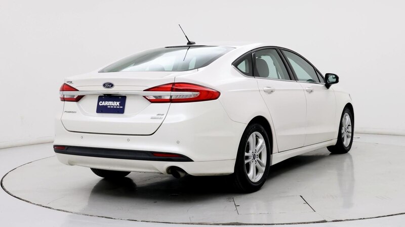 2018 Ford Fusion SE 8