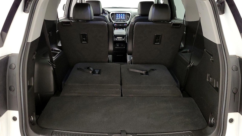 2022 GMC Acadia SLT 24