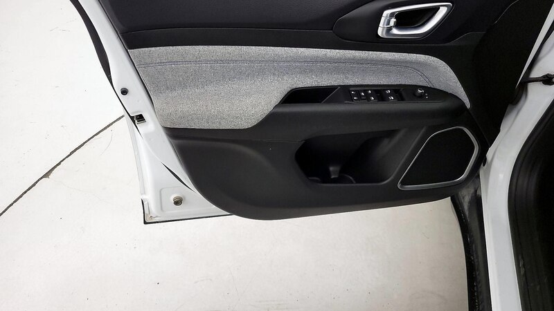 2022 Jeep Compass Latitude 12