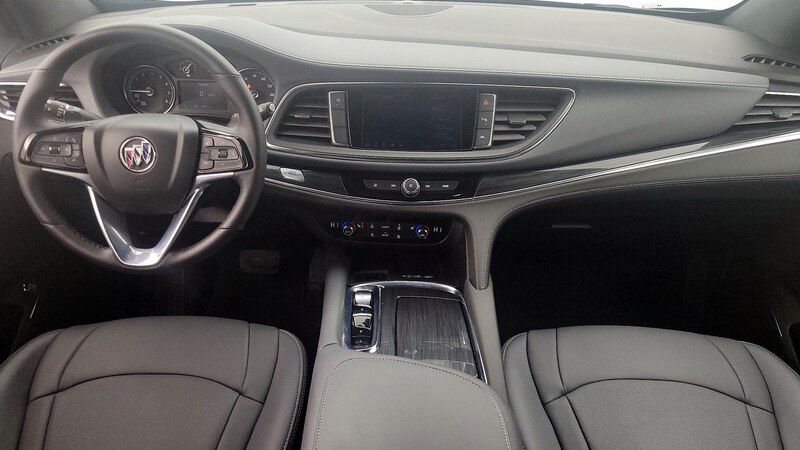 2023 Buick Enclave Essence 9