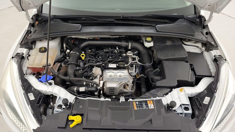 2017 Ford Focus SE 21