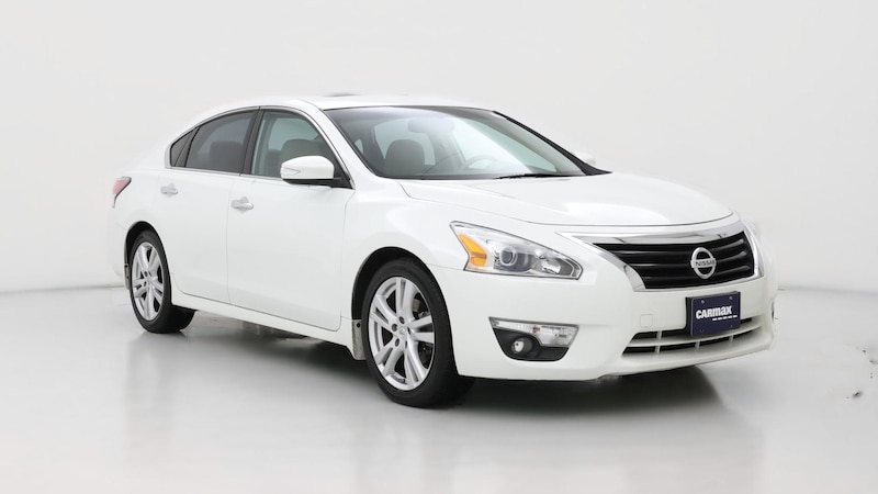 2014 Nissan Altima SL Hero Image