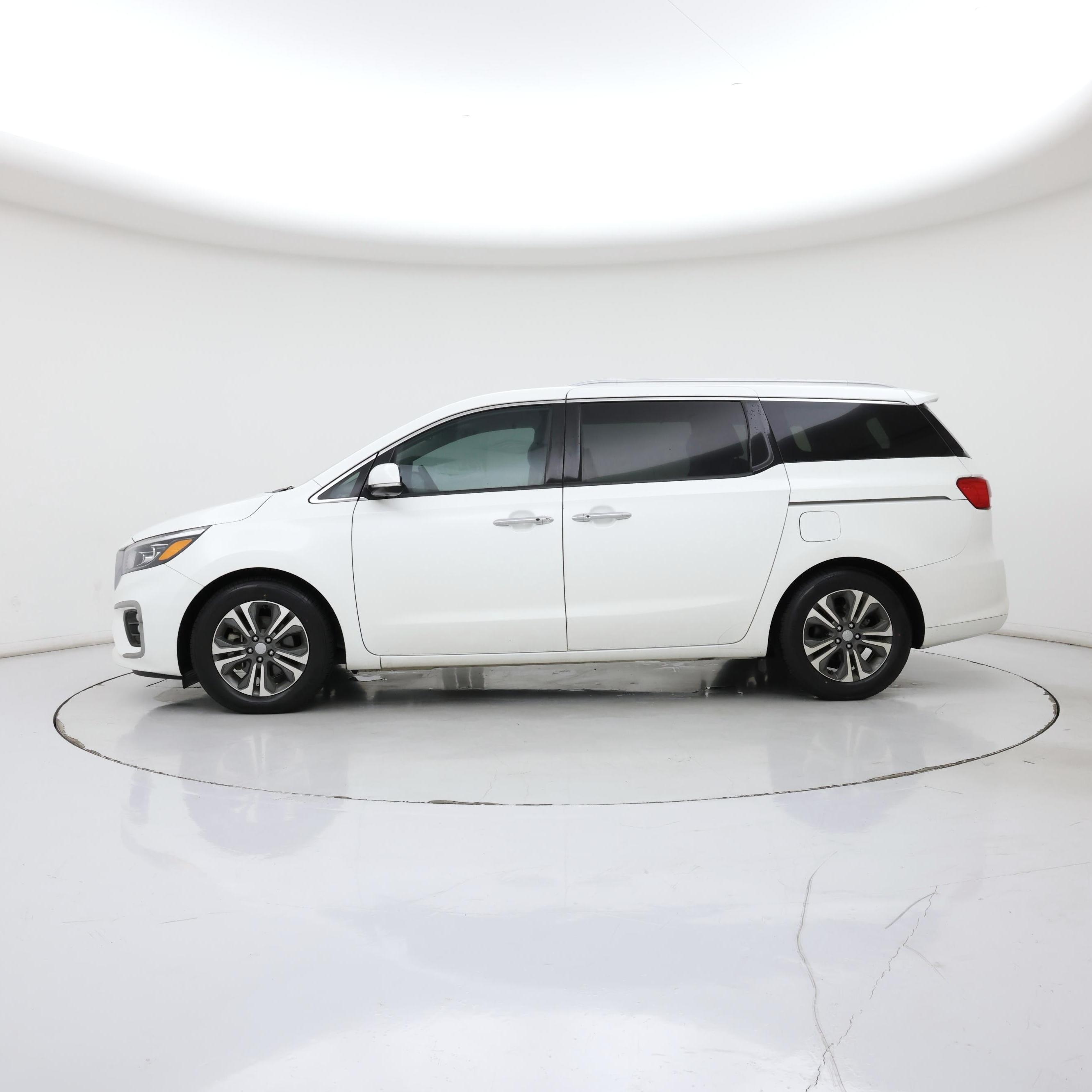 Thumbnail: 2021 Kia Sedona - 3
