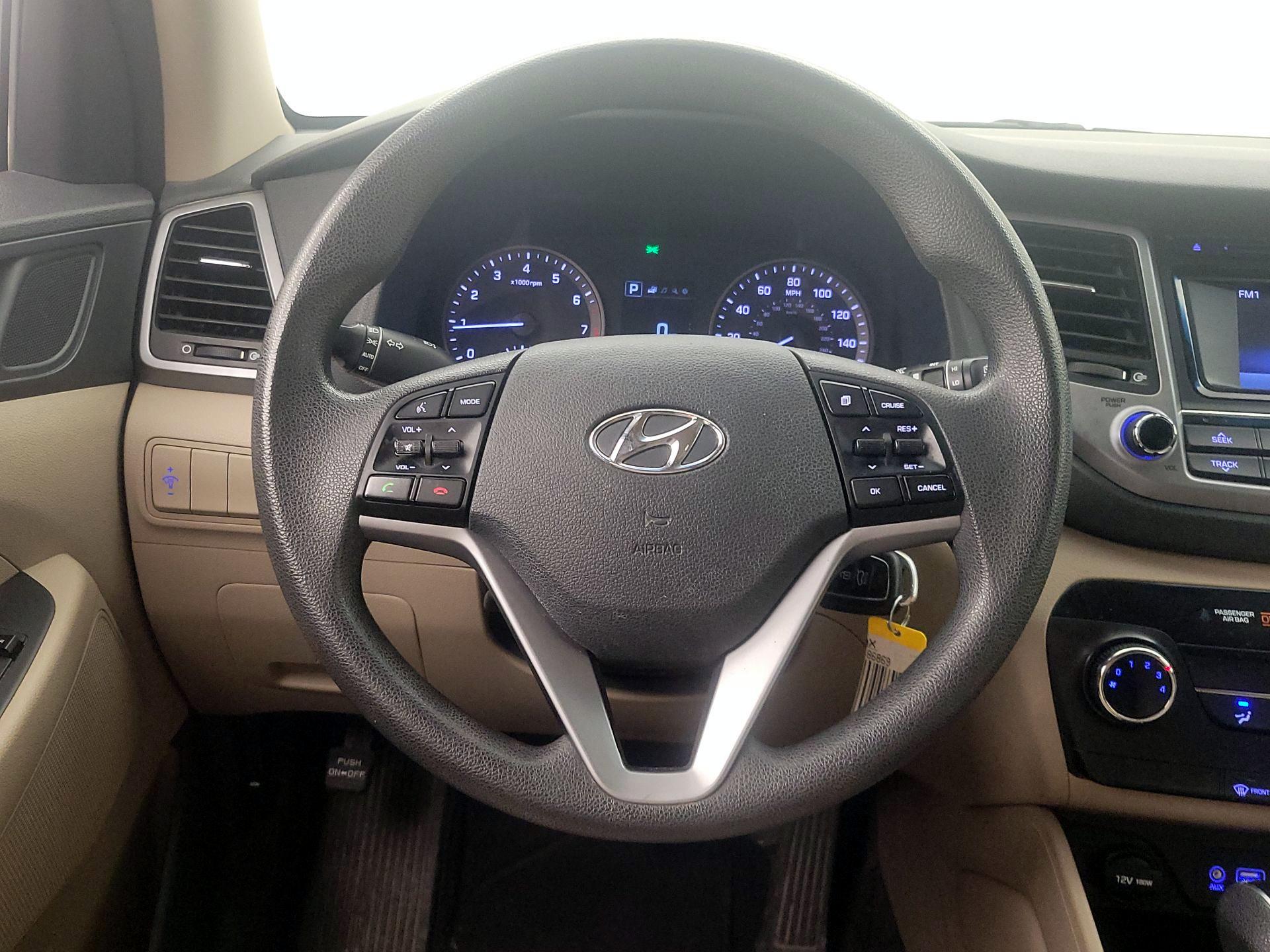Thumbnail: 2017 Hyundai Tucson - 10