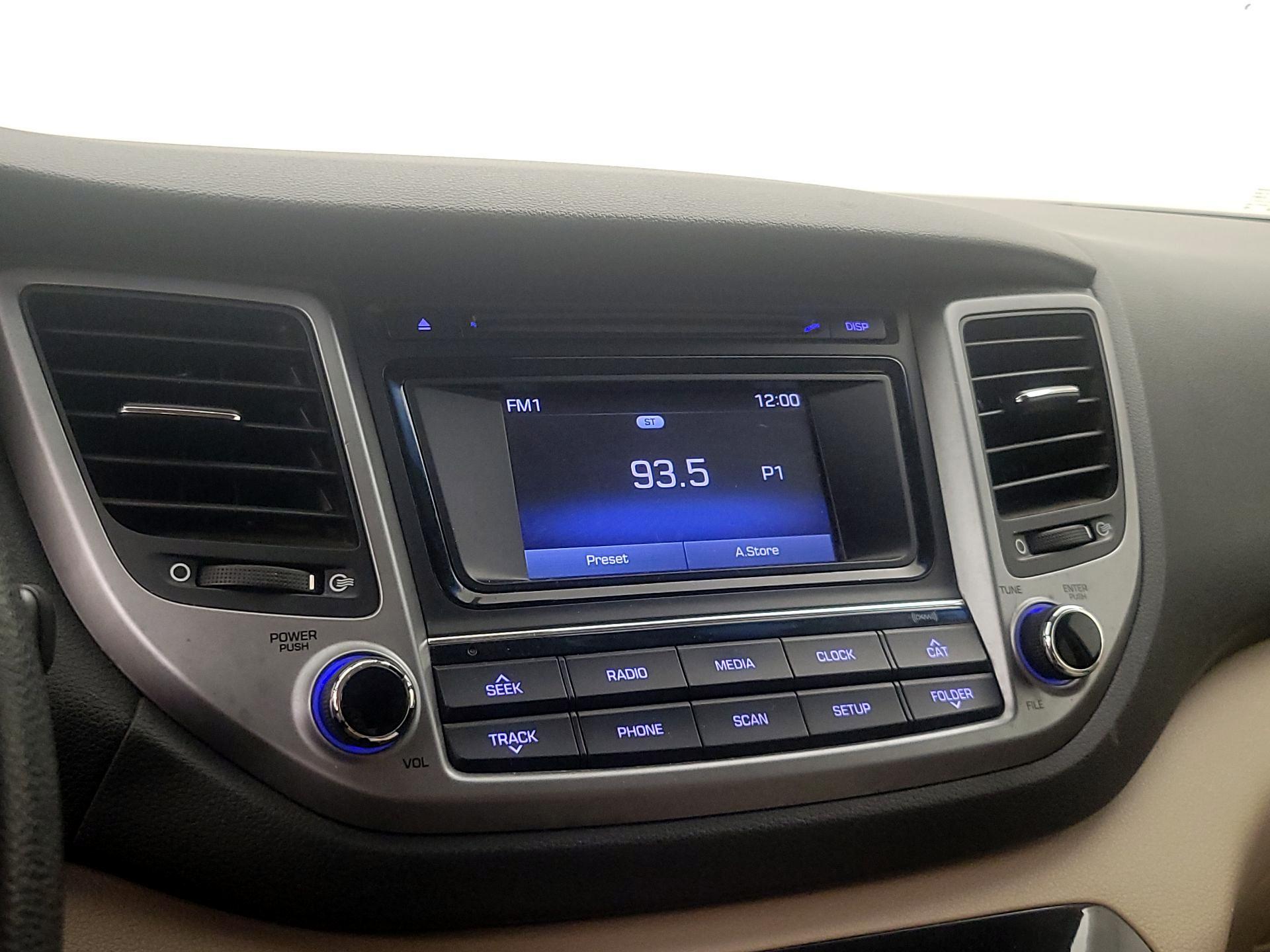Thumbnail: 2017 Hyundai Tucson - 15