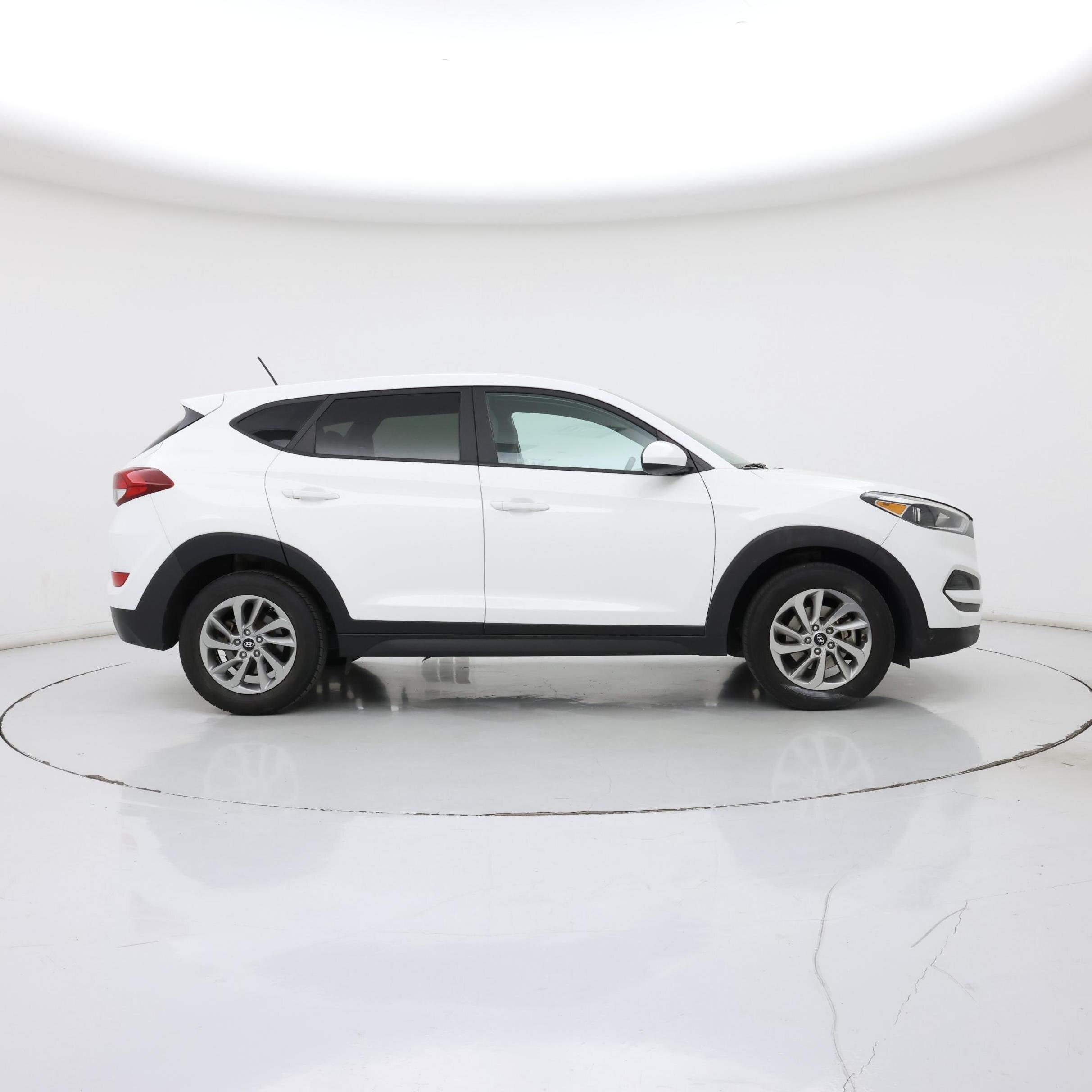 Thumbnail: 2017 Hyundai Tucson - 7